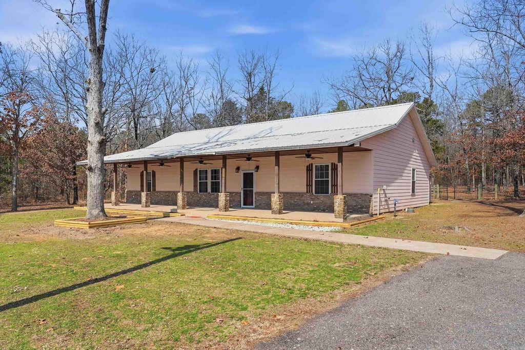 99 Sherrill King Dr., Quitman, AR 72058