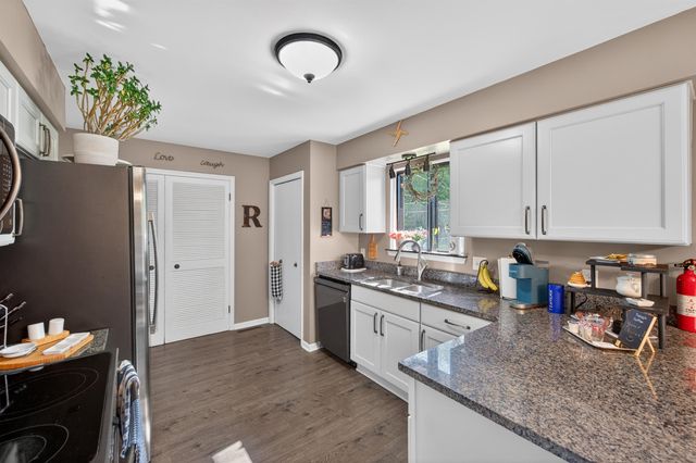 3315 Fuller Drive, Midland, MI 48642