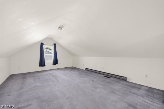 34 Allen St, Flemington Boro, NJ 08822