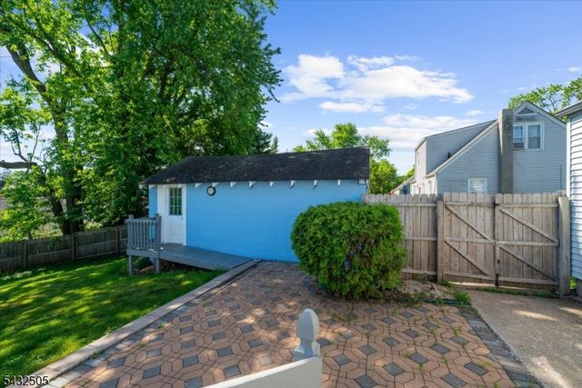 34 Allen St, Flemington Boro, NJ 08822