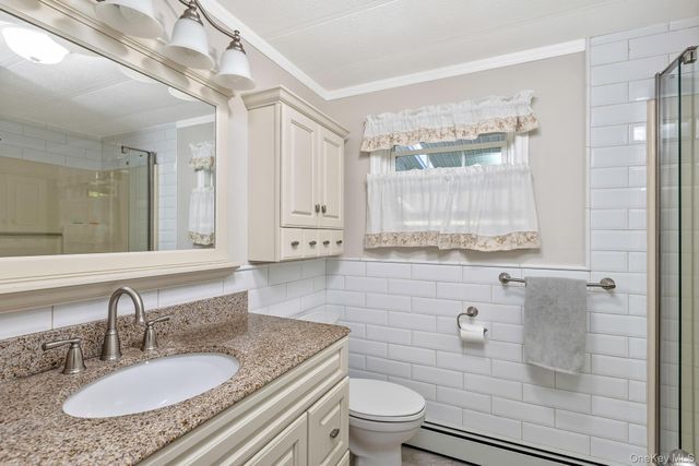 1407 Middle Road 83, Calverton, NY 11933