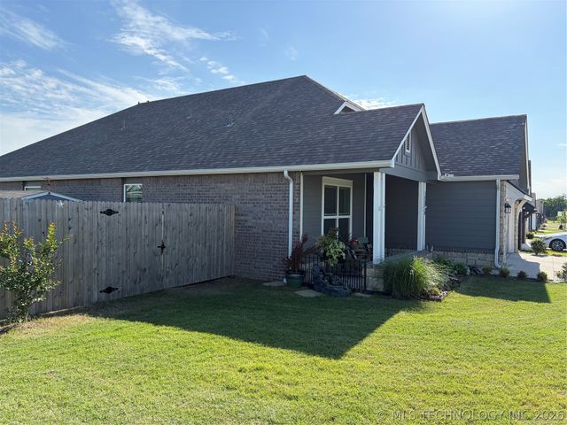 12034 E 108th Place, Owasso, OK 74055