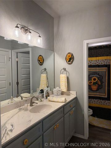 12034 E 108th Place, Owasso, OK 74055
