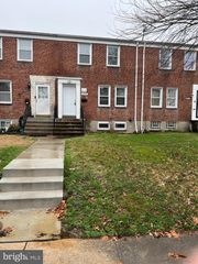 2959 LIBERTY PKWY, Dundalk, MD 21222