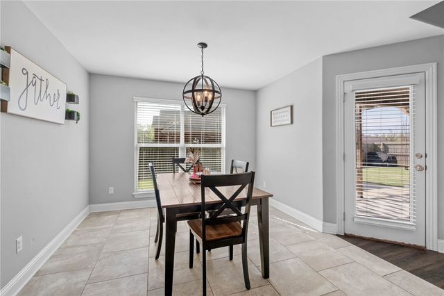 788 Roselawn Street, Siloam Springs, AR 72761