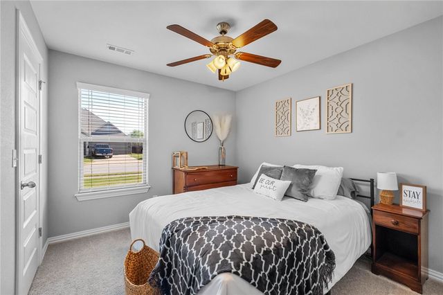 788 Roselawn Street, Siloam Springs, AR 72761