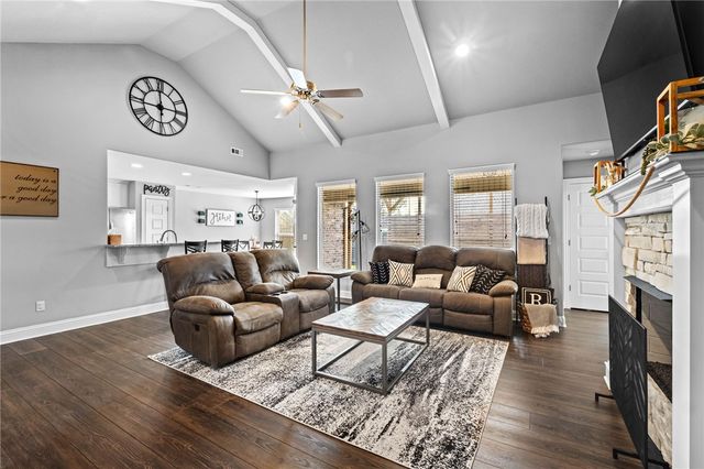 788 Roselawn Street, Siloam Springs, AR 72761