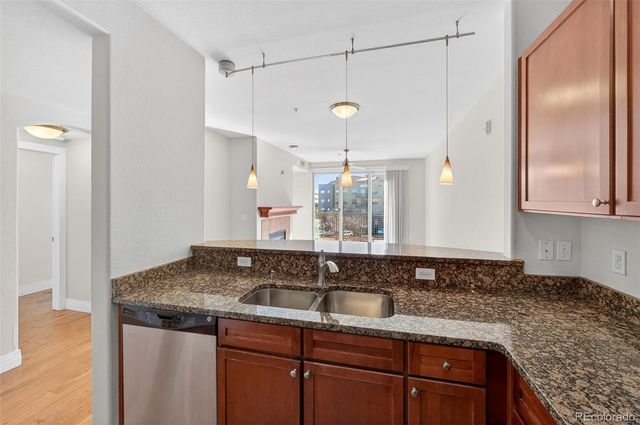 9039 E Panorama Circle 408, Englewood, CO 80112