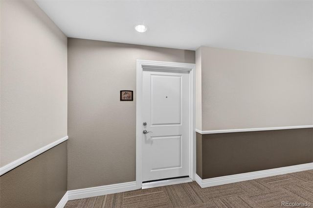 9039 E Panorama Circle 408, Englewood, CO 80112