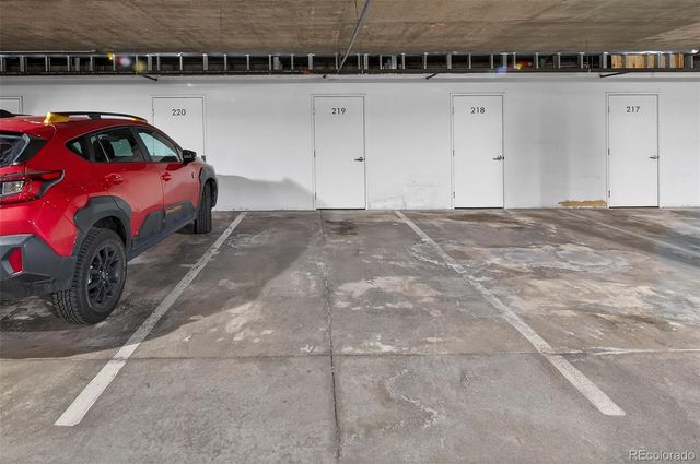 9039 E Panorama Circle 408, Englewood, CO 80112