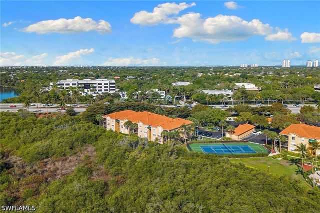 8635 River Homes LN 2206, Bonita Springs, FL 34135