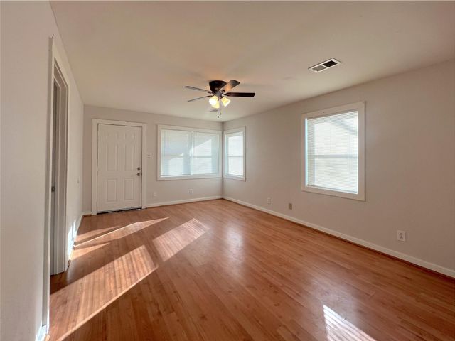 13701 Texarkana Street, Houston, TX 77015