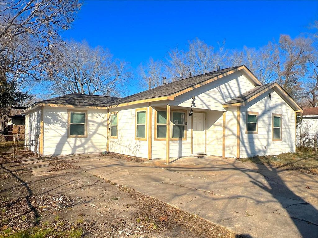 13701 Texarkana Street, Houston, TX 77015