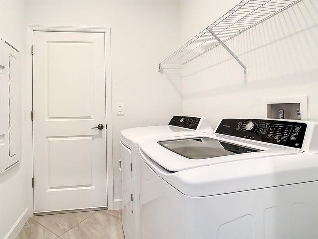 15925 E CLEAR SKIES PLACE, Bradenton, FL 34211