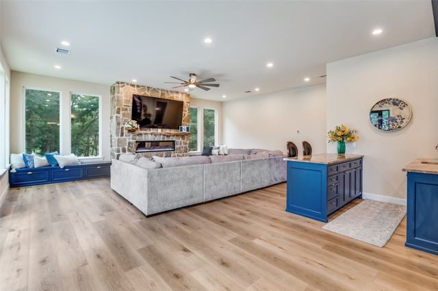 586 Rustic Oaks Road, Combine, TX 75159