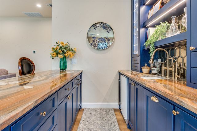586 Rustic Oaks Road, Combine, TX 75159
