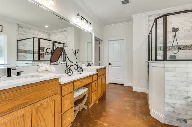 586 Rustic Oaks Road, Combine, TX 75159