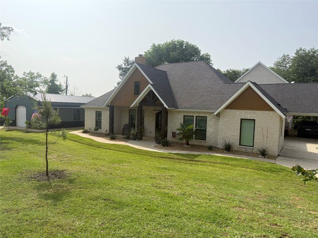 586 Rustic Oaks Road, Combine, TX 75159