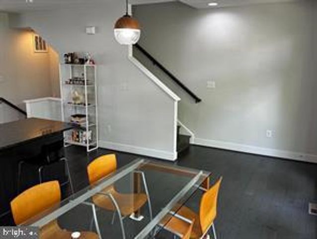 1414 PICCARD DR, Rockville, MD 20850