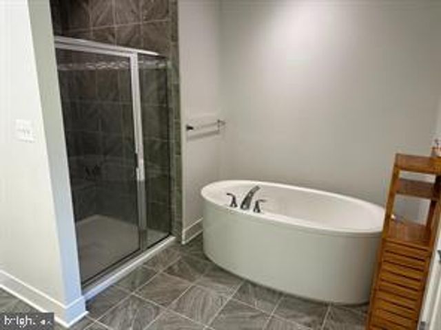 1414 PICCARD DR, Rockville, MD 20850