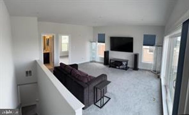 1414 PICCARD DR, Rockville, MD 20850
