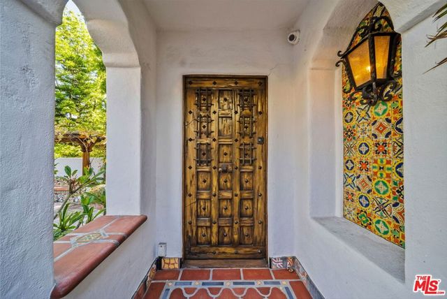 1615 Redcliff Street, Los Angeles, CA 90026