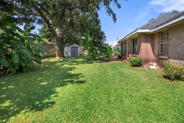7849 Lola Circle, Navarre, FL 32566