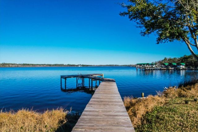 7849 Lola Circle, Navarre, FL 32566