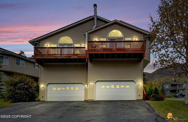 20779 Mountain Vista Drive, Eagle River, AK 99577