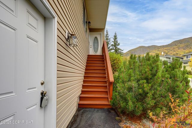 20779 Mountain Vista Drive, Eagle River, AK 99577