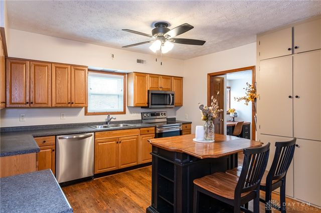 870 Michaels Road, Tipp City, OH 45371