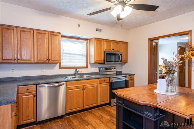 870 Michaels Road, Tipp City, OH 45371