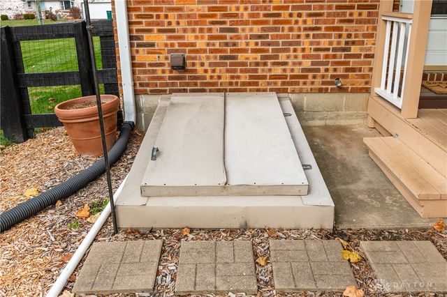 870 Michaels Road, Tipp City, OH 45371