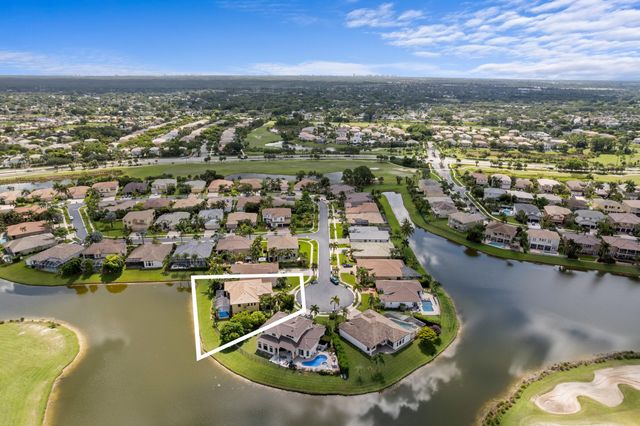 2643 Arbor Lane, Royal Palm Beach, FL 33411