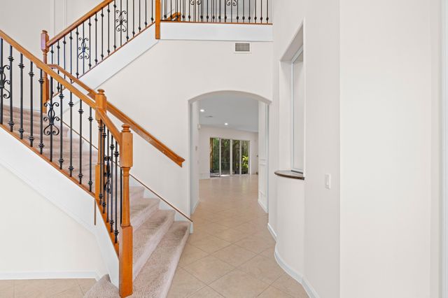 2643 Arbor Lane, Royal Palm Beach, FL 33411