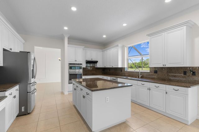 2643 Arbor Lane, Royal Palm Beach, FL 33411