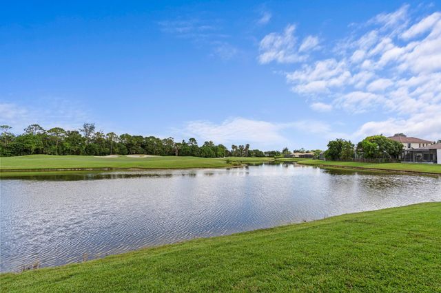 2643 Arbor Lane, Royal Palm Beach, FL 33411