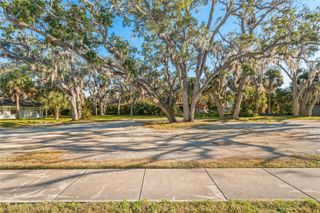 404 CANAL STREET, Tarpon Springs, FL 34689