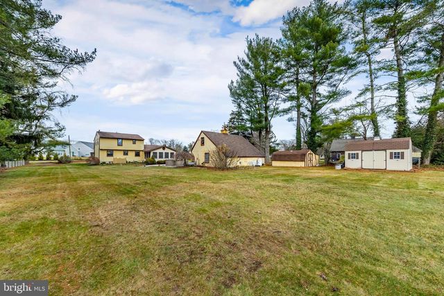 15-17 WOODLAND AVE, Mullica Hill, NJ 08062