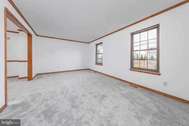 15-17 WOODLAND AVE, Mullica Hill, NJ 08062