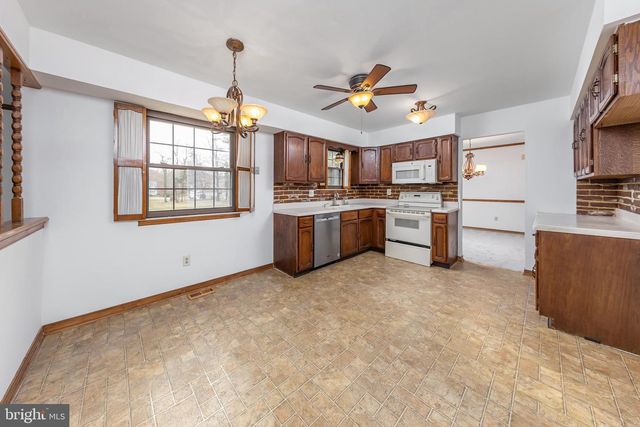 15-17 WOODLAND AVE, Mullica Hill, NJ 08062