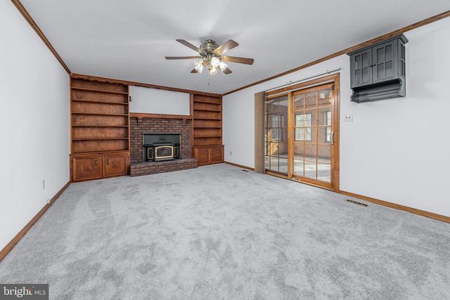 15-17 WOODLAND AVE, Mullica Hill, NJ 08062