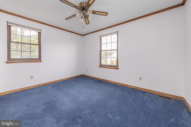 15-17 WOODLAND AVE, Mullica Hill, NJ 08062