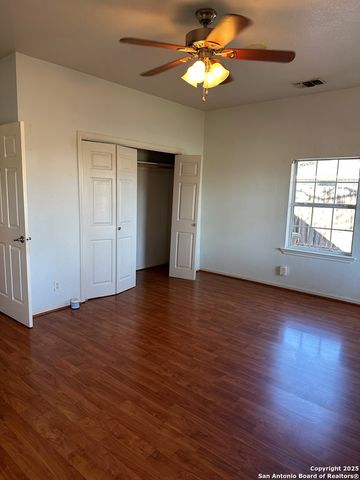 720 S Creek St Fredericksburg, Fredericksburg, TX 78624