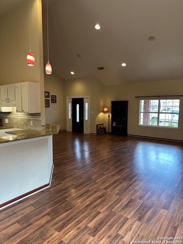 720 S Creek St Fredericksburg, Fredericksburg, TX 78624