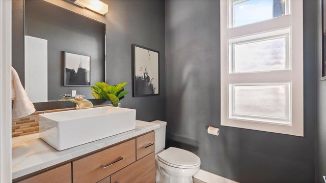 8603 N Upper Mayes Ln, Spokane, WA 99208