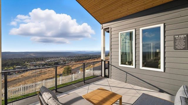 8603 N Upper Mayes Ln, Spokane, WA 99208