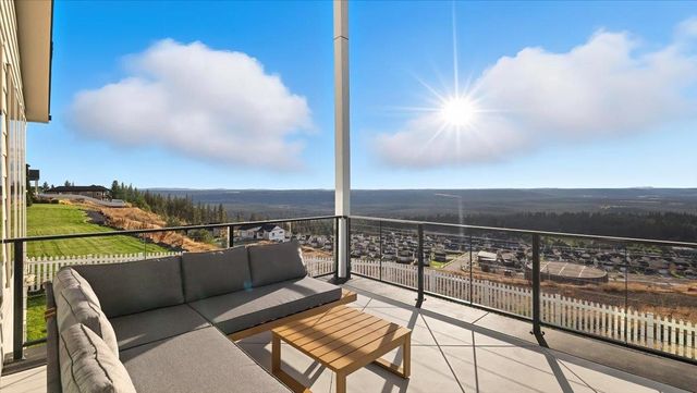 8603 N Upper Mayes Ln, Spokane, WA 99208