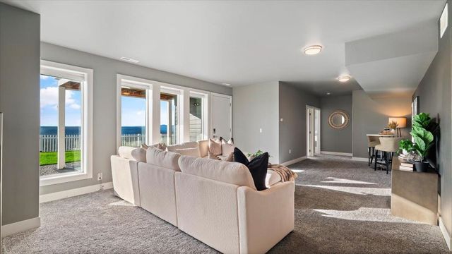 8603 N Upper Mayes Ln, Spokane, WA 99208