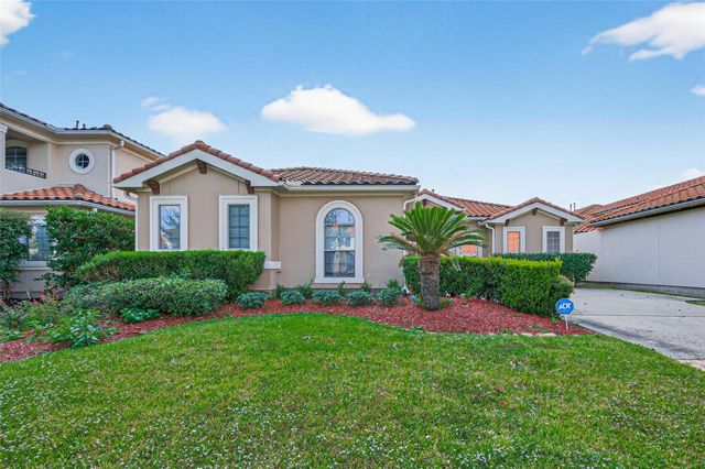 14215 Flower Creek Ln Lane, Houston, TX 77077